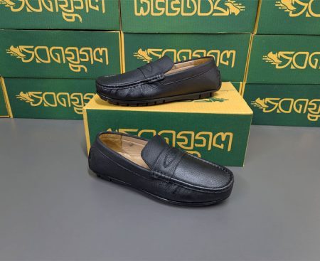 100% Leather Comfortable Loafer