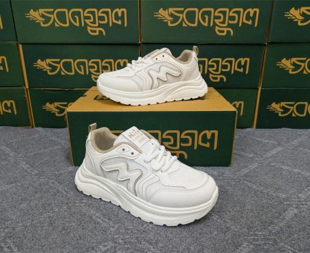 FASHION-100% Imported Ladies Sneakers