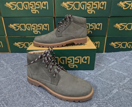 100% Suede Leather High-Neck Boot