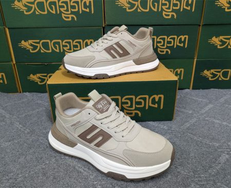Fashion-100% Imported Sneakers