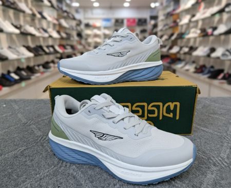 Redtape High Quality Running Shoe