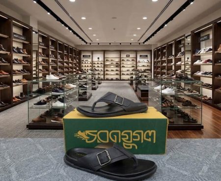 100% Leather sandal