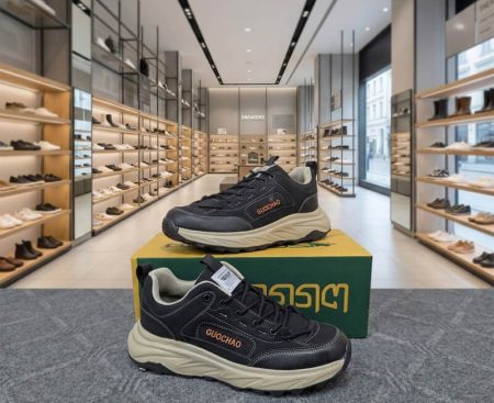 100% Imported casual sneaker