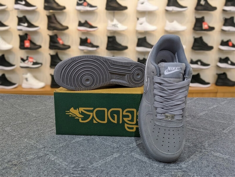 High Quality Sneakers - Image 2