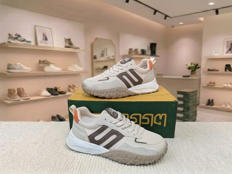 High Quality Sneakers