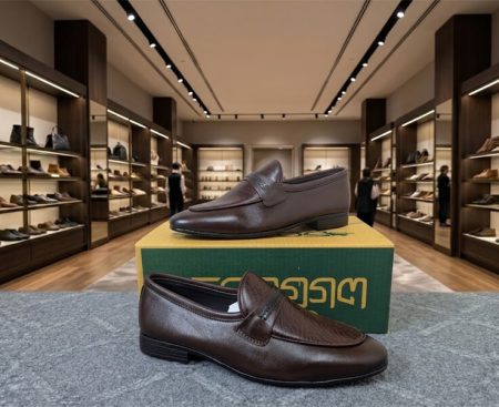 BOOT 100% Casual Loafer
