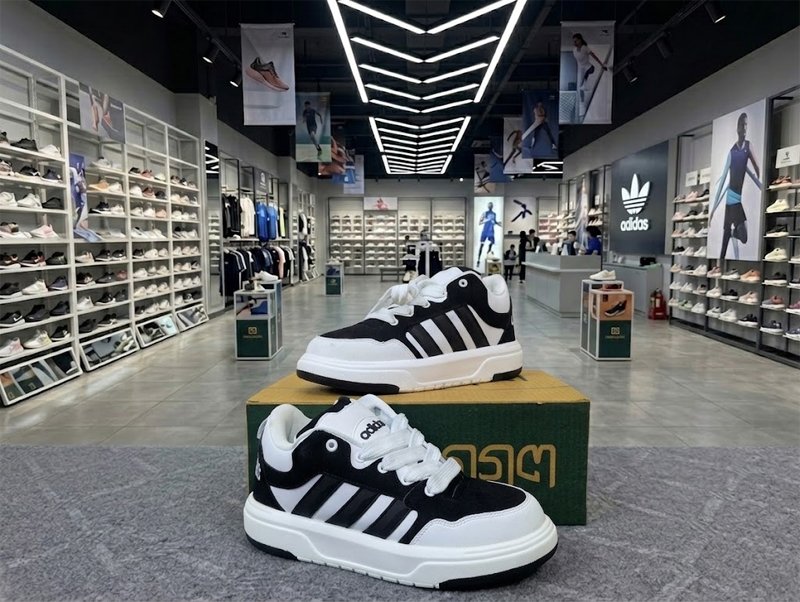 High Quality Sneakers