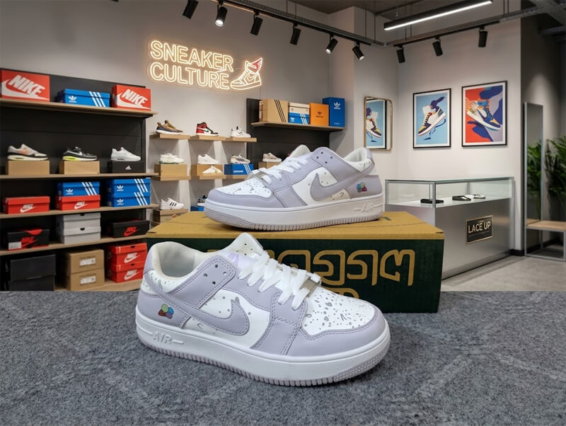 100% Imported Ladies Sneakers