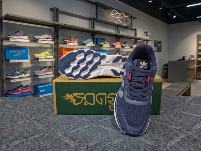Running And Daily Use Shoes - Image 2
