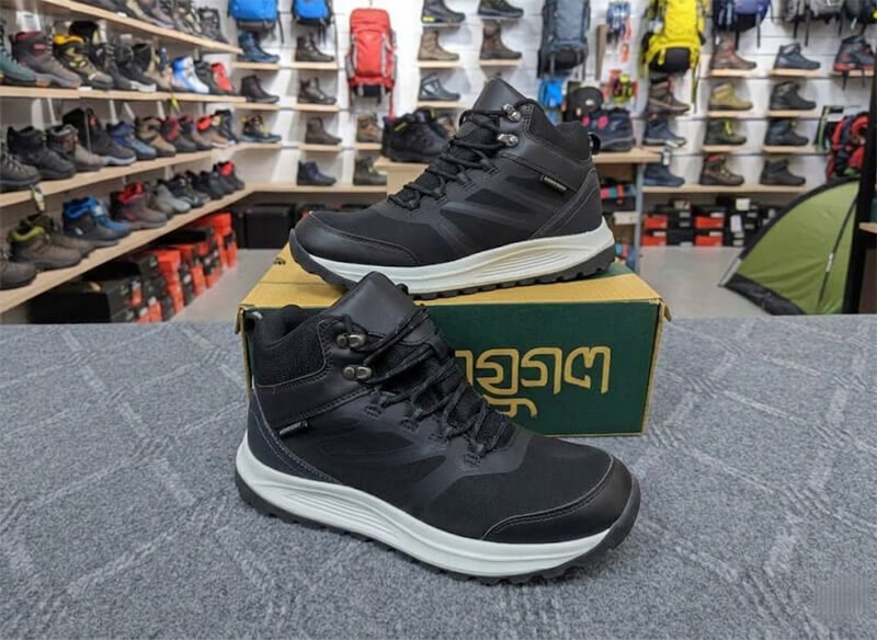 100% Export Hiking Waterproof Boots