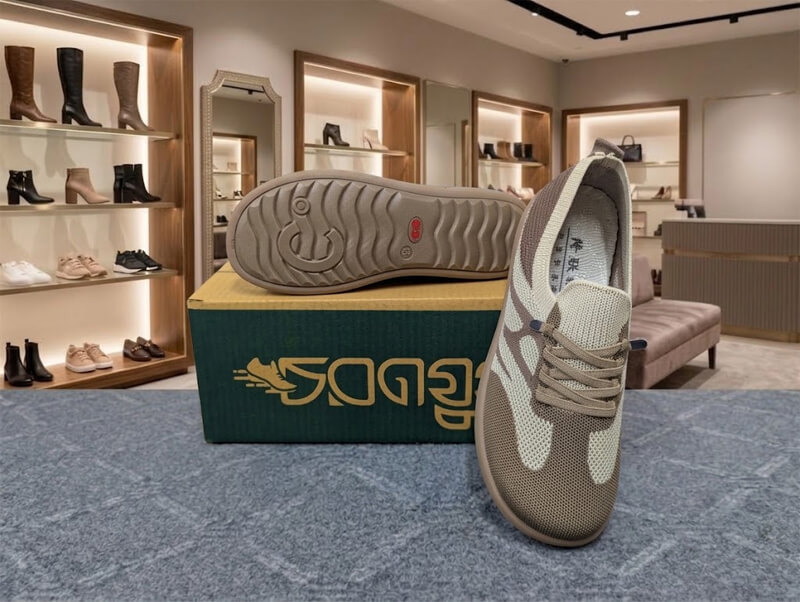 LaceFree Ladies Running And Daily Use Shoe - Image 2