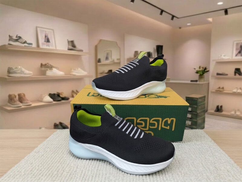 REDTAP High Quality Daily And Running Use Shoe