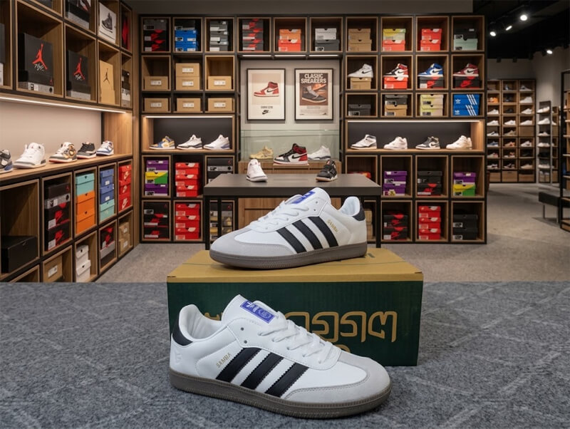 High Quality Sneakers