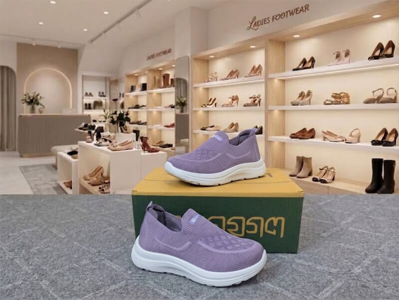 Trendy Daily And Running Use Shoe