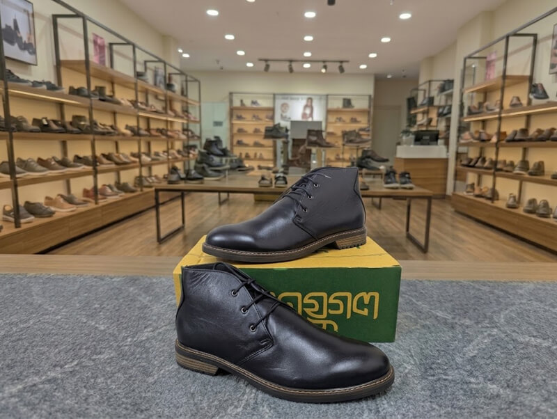 Choronjugol High Neck Boots
