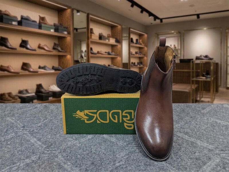 Pierre Cardin Chelsea Boots - Image 2