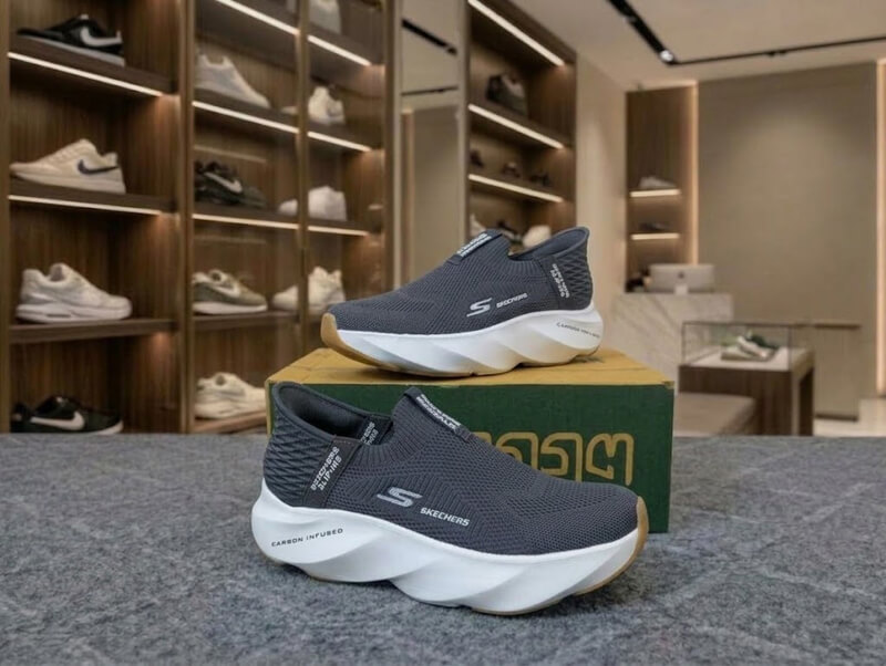 LaceFree High Quality Daily Use Shoe