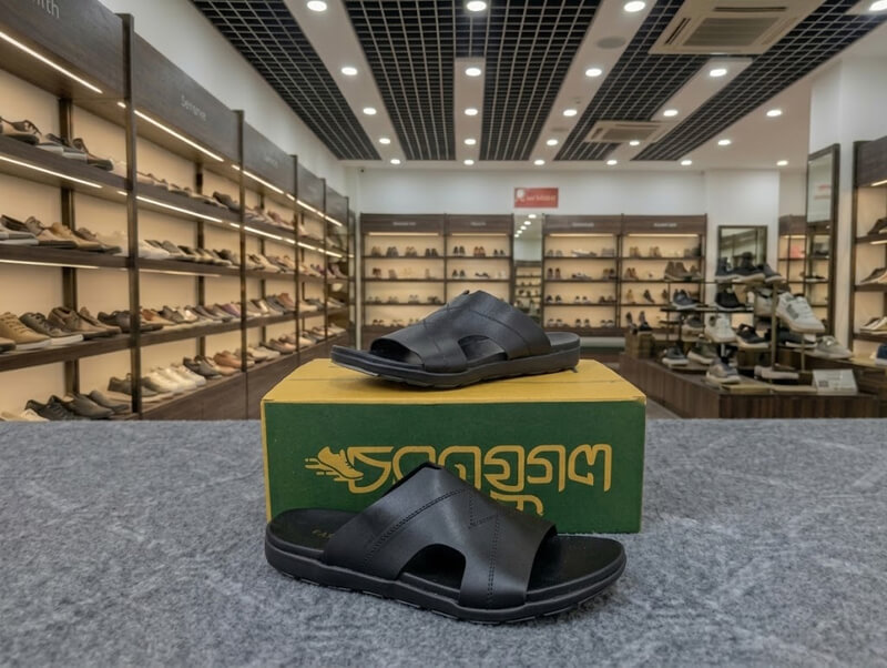 100% Leather Sandal