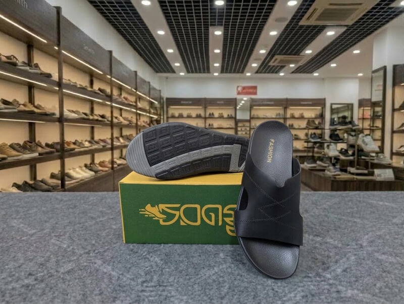 100% Leather Sandal - Image 2